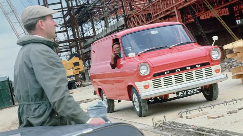 Ford Transit: 60 Yıllık Efsane! Avrupa'nın Vazgeçilmezi