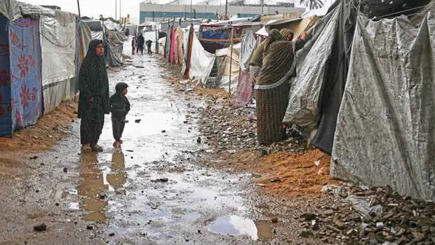 Gazze’de ateşkes çileyi bitirmedi: Çadırlar su altında kaldı