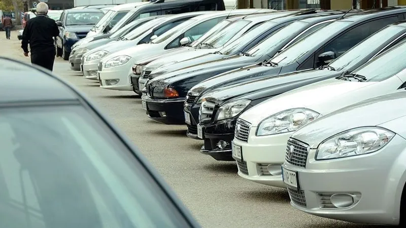 İkinci el otomobilde hareketlilik! İşte fiyat değişimleri