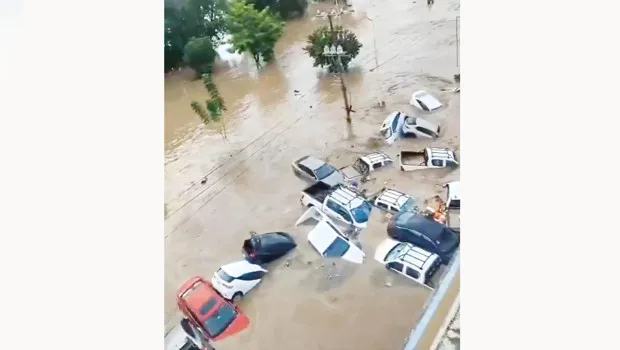 Meksika'da Sel Felaketi! Ölü Sayısı Şoke Etti
