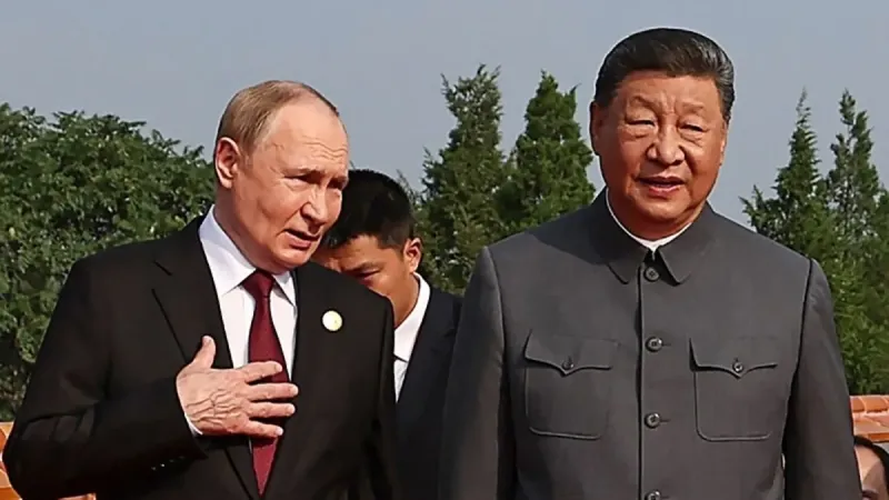Putin ve Şi'nin Gizli Sohbeti! Mikrofon Açık Kalınca...