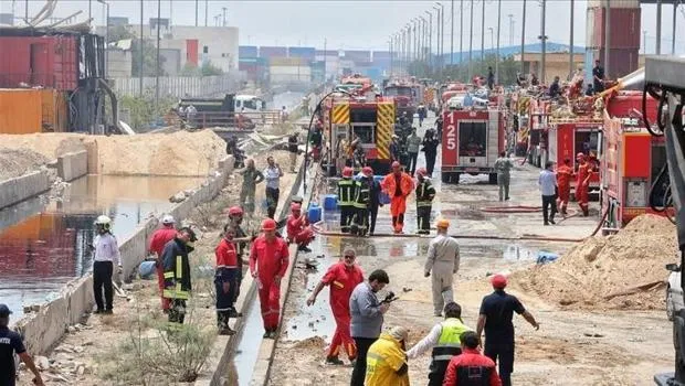 Bender Abbas Limanı'nda Korkunç Patlama! Arama Kurtarma Bitti Mi?