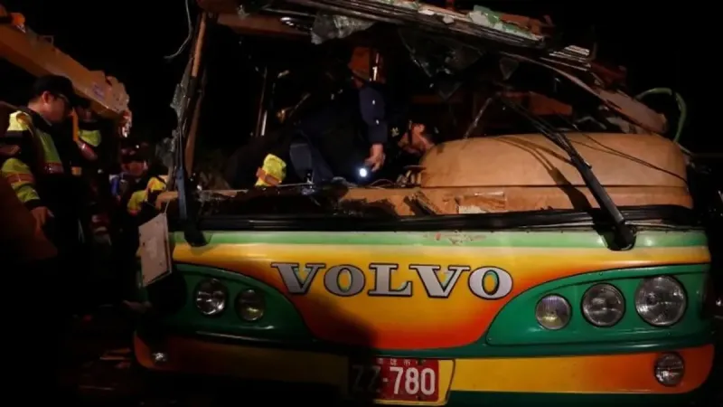 Tayvan Havalimanında Şok Kaza! Otobüs Duvara Çarptı: İşte Yaralı Sayısı