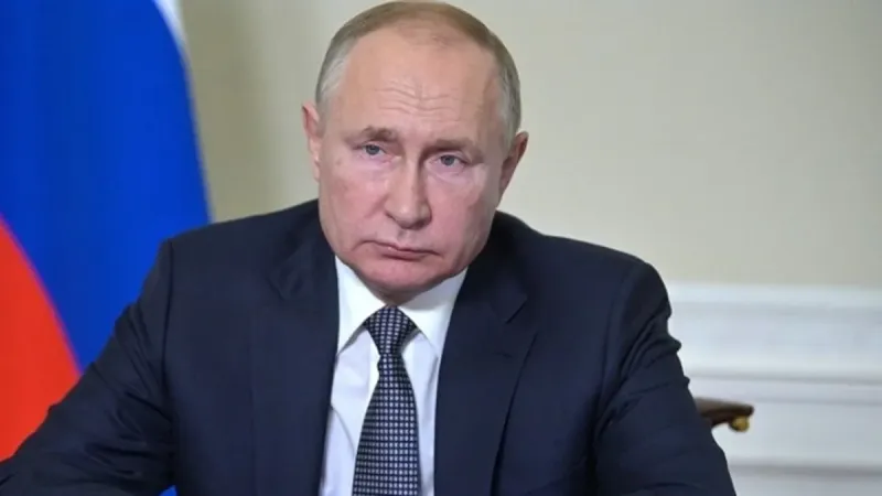 Putin'den Ukrayna için "tampon bölge" emri