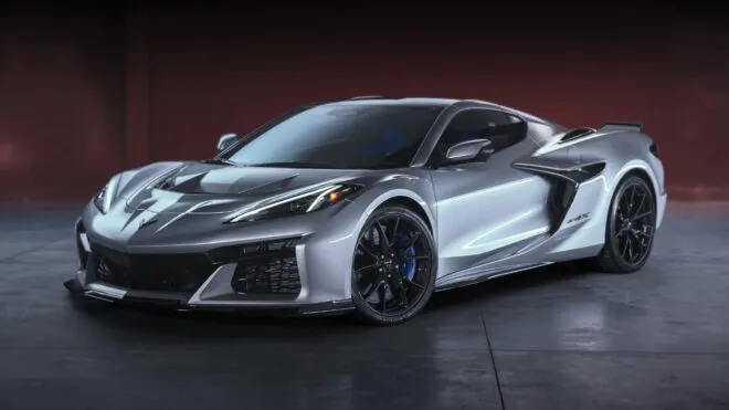 1250 HP Canavar! Yeni Chevrolet Corvette ZR1X Tanıtıldı!