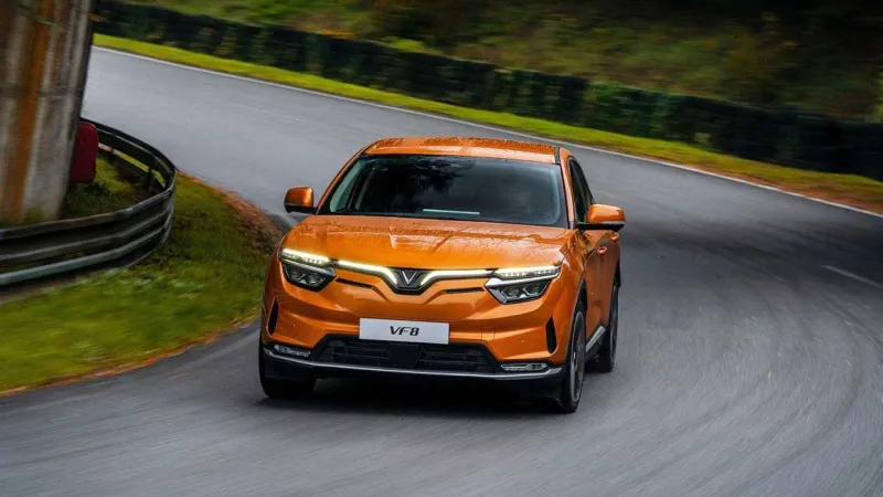 VinFast Şarj Skandalı! 24 Saatte Dolmayan Batarya İddiası