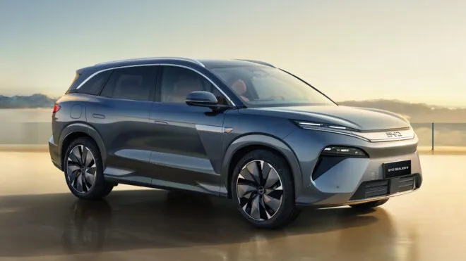 Yeni hibrit SUV modeli BYD Sealion 8 görücüye çıkarıldı